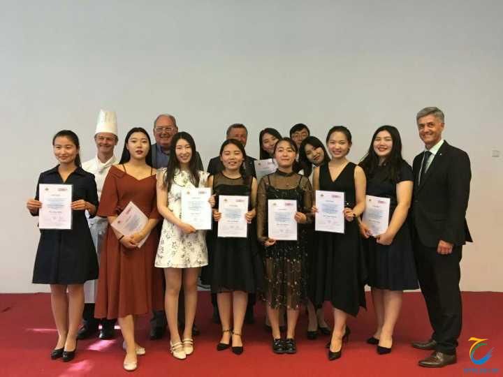 我校学生获奥地利学习证书